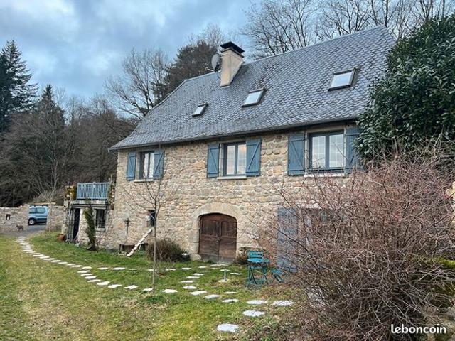 Propriété 8 pièces 200 m²