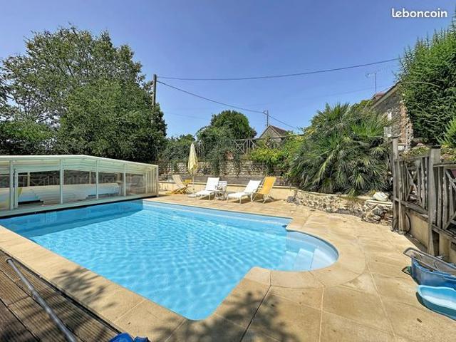 Propriété 8 pièces 201 m²
