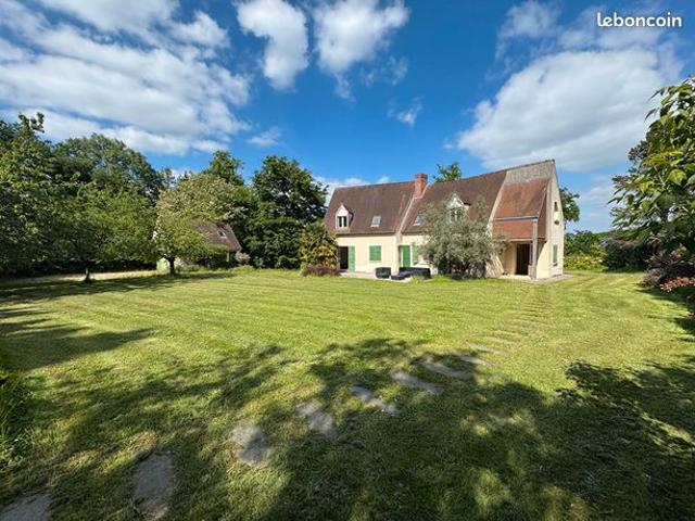 Propriété 8 pièces 201 m²