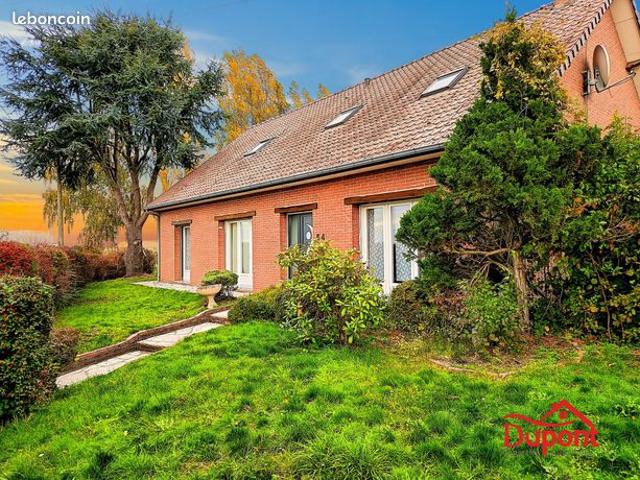 Propriété 8 pièces 202 m²