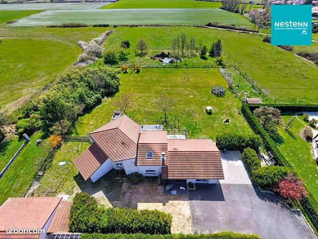 Propriété 8 pièces 203 m²