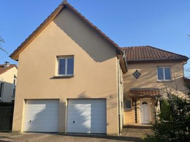 Propriété 8 pièces 203 m²
