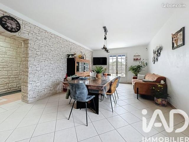 Propriété 8 pièces 214 m²