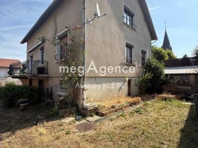 Propriété 8 pièces 214 m²