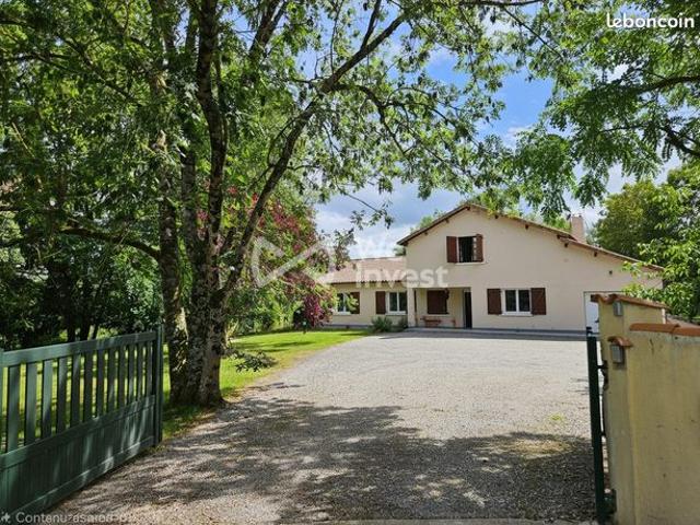 Propriété 8 pièces 216 m²