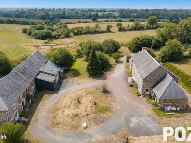 Propriété 8 pièces 216 m²