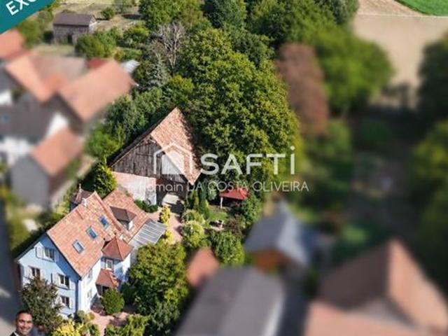Propriété 8 pièces 217 m²