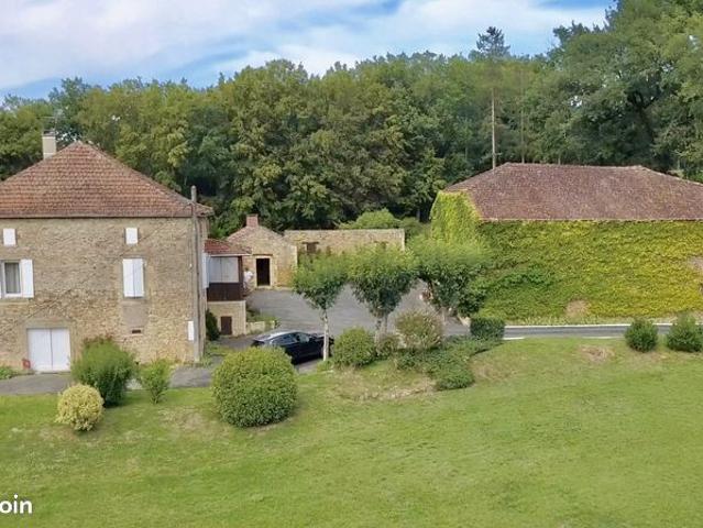 Propriété 8 pièces 217 m²