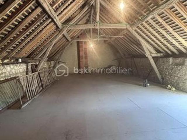 Propriété 8 pièces 219 m²