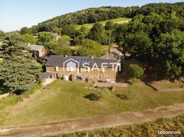 Propriété 8 pièces 219 m²