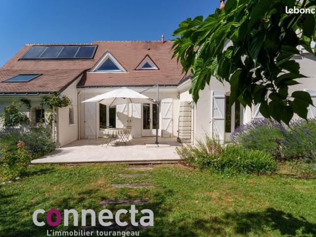 Propriété 8 pièces 219 m²