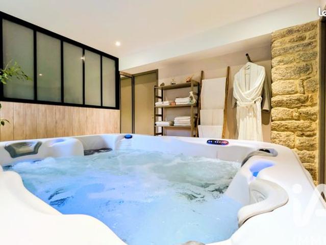 Propriété 8 pièces 210 m²