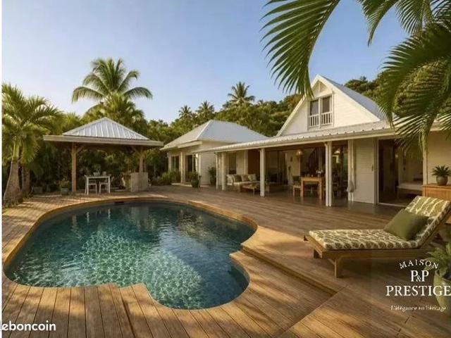 Propriété 8 pièces 210 m²