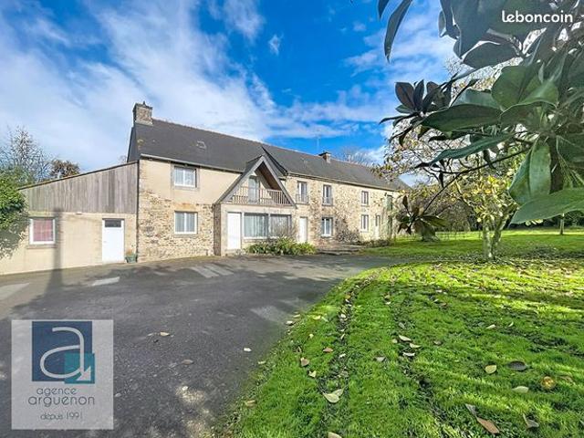 Propriété 8 pièces 210 m²