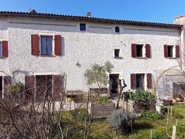 Propriété 8 pièces 211 m²