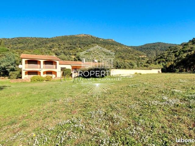 Propriété 8 pièces 212 m²