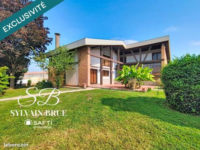 Propriété 8 pièces 212 m²