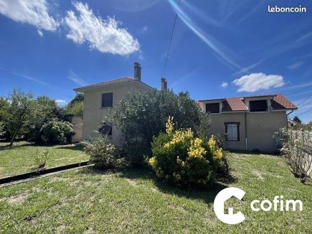Propriété 8 pièces 212 m²