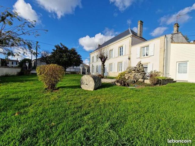 Propriété 8 pièces 213 m²