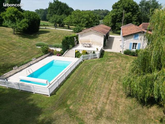 Propriété 8 pièces 225 m²