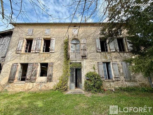 Propriété 8 pièces 225 m²