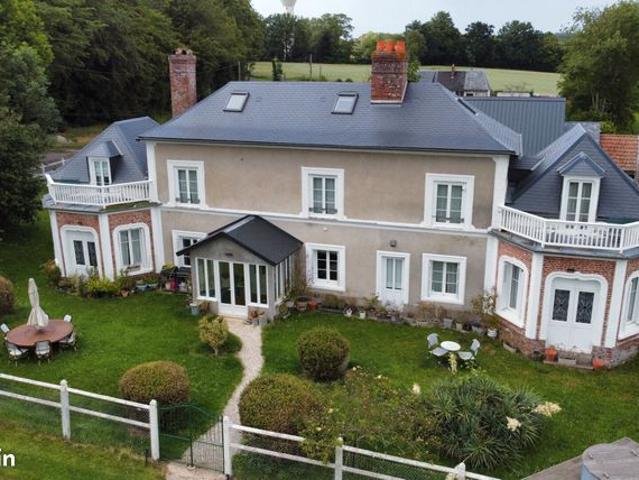 Propriété 8 pièces 225 m²
