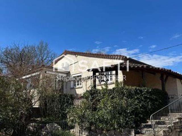 Propriété 8 pièces 221 m²