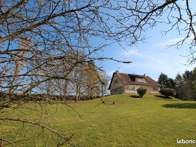 Propriété 8 pièces 227 m²