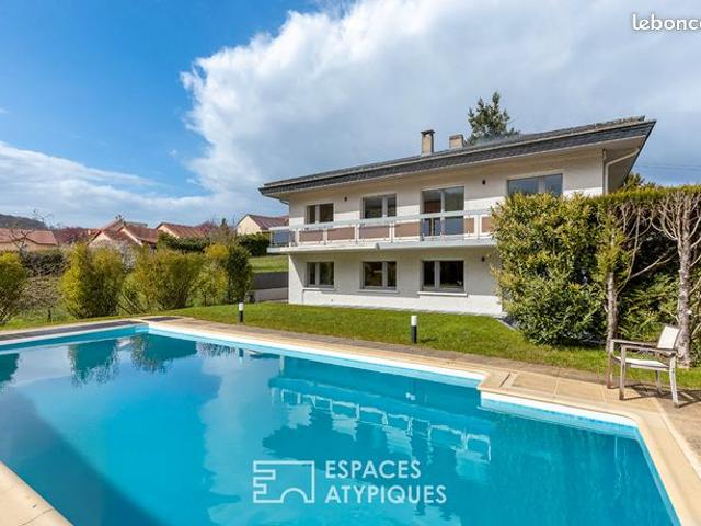 Propriété 8 pièces 227 m²