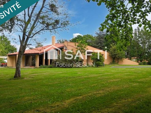 Propriété 8 pièces 228 m²
