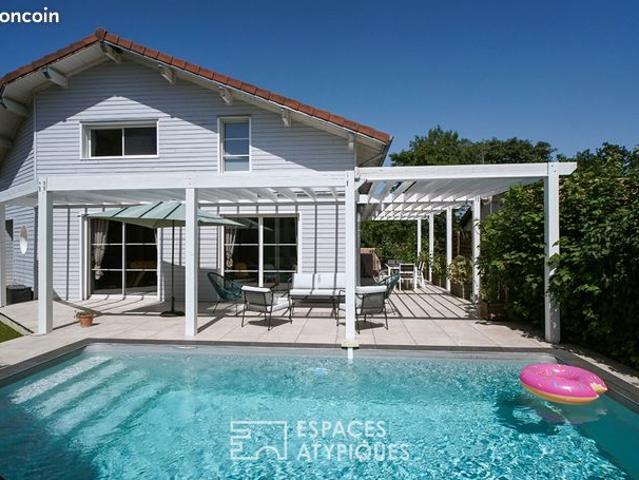 Propriété 8 pièces 228 m²