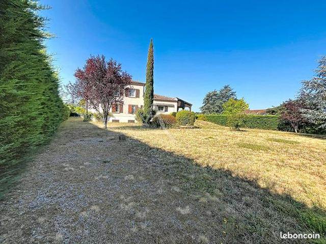 Propriété 8 pièces 229 m²