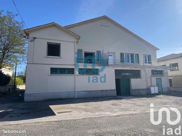 Propriété 8 pièces 220 m²