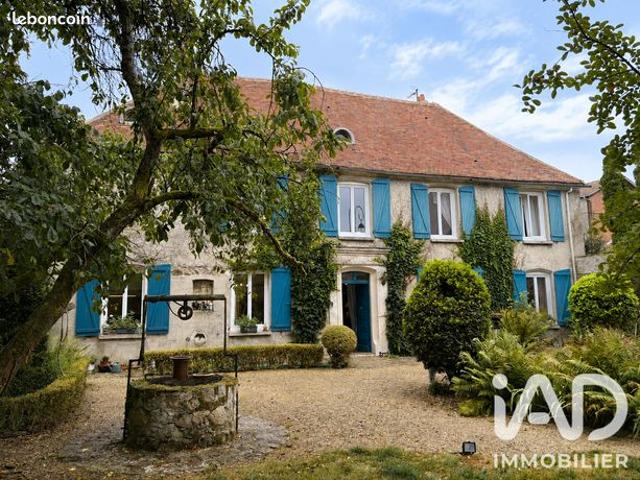 Propriété 8 pièces 220 m²