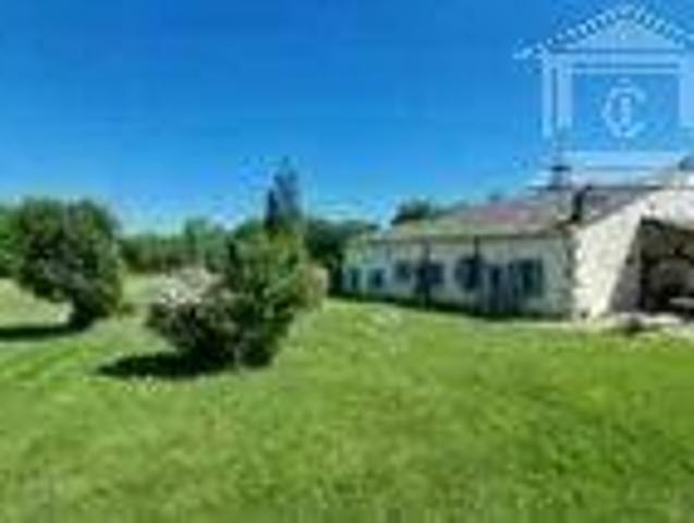 Propriété 8 pièces 220 m²