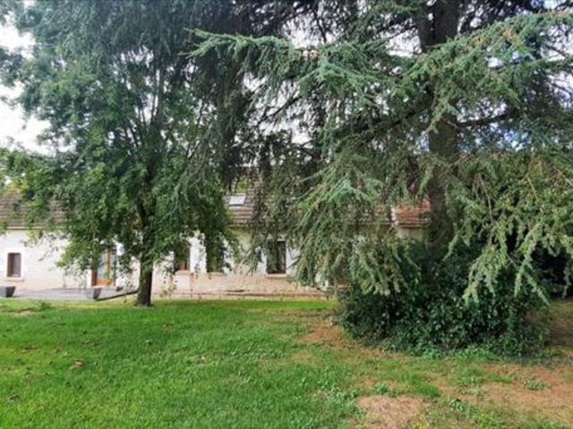 Propriété 8 pièces 220 m²