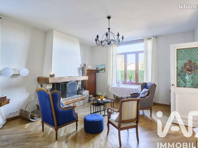 Maison familiale 8 pièces 220 m²