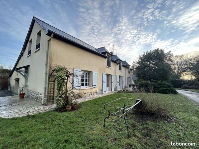 Propriété 8 pièces 220 m²