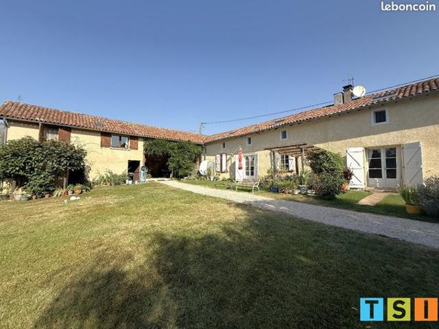 Propriété 8 pièces 234 m²