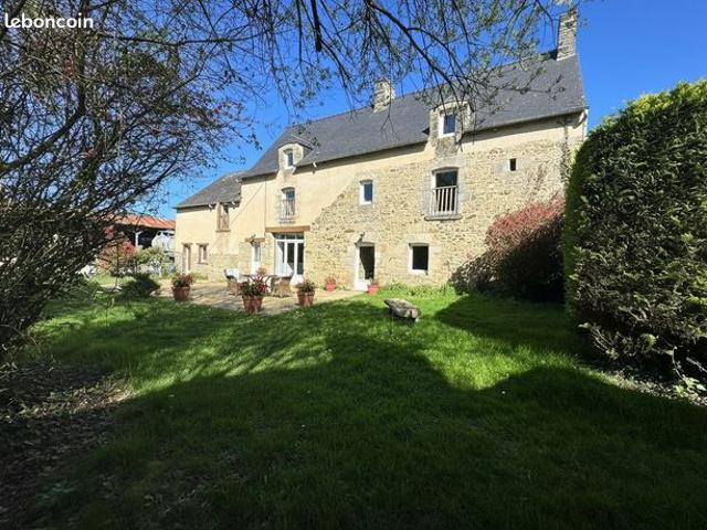 Propriété 8 pièces 234 m²