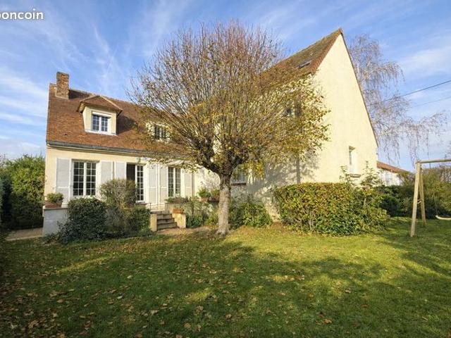Propriété 8 pièces 235 m²