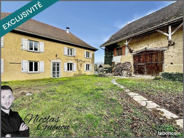 Propriété 8 pièces 235 m²