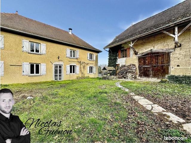 Propriété 8 pièces 235 m²