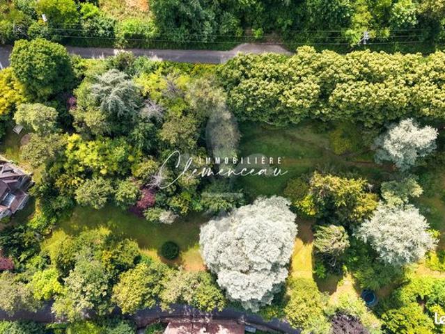 Propriété 8 pièces 235 m²