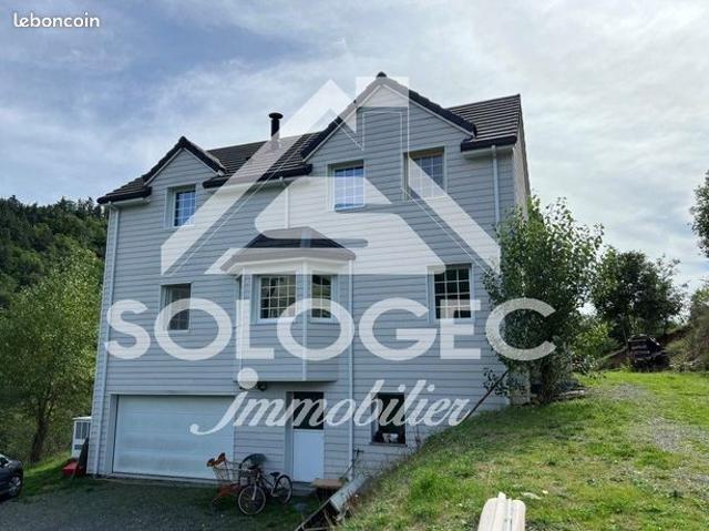 Propriété 8 pièces 235 m²