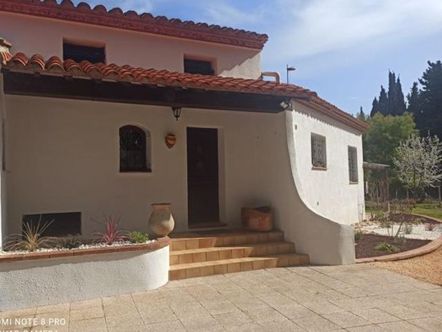 Propriété 8 pièces 235 m²
