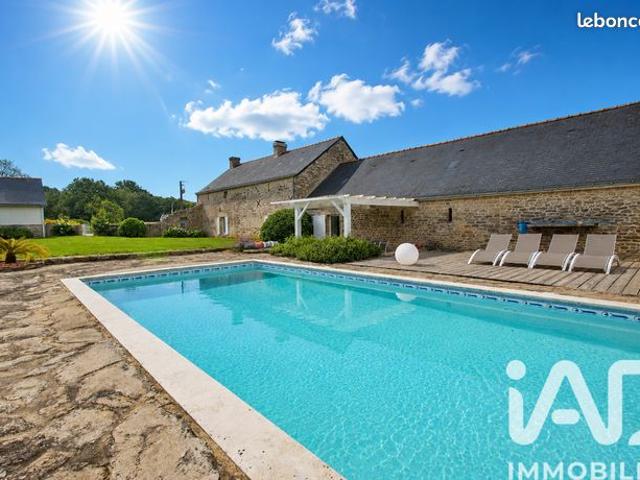 Propriété 8 pièces 237 m²