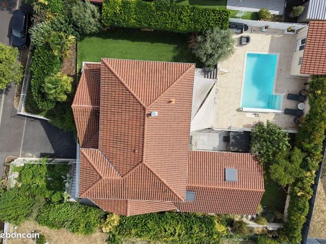 Propriété 8 pièces 238 m²