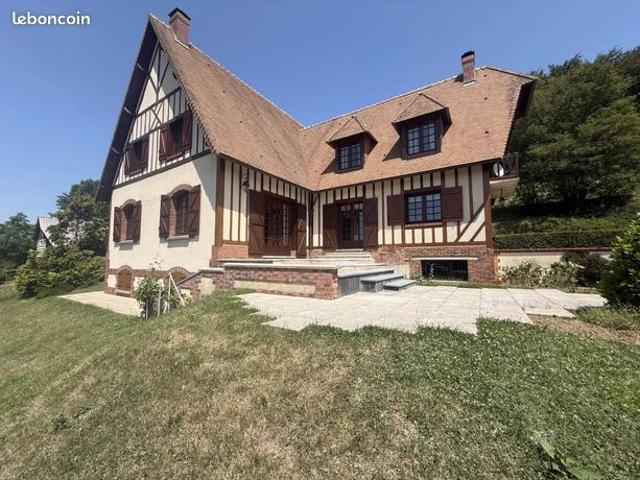 Propriété 8 pièces 238 m²