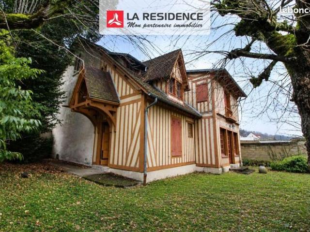 Propriété 12 pièces 221 m²